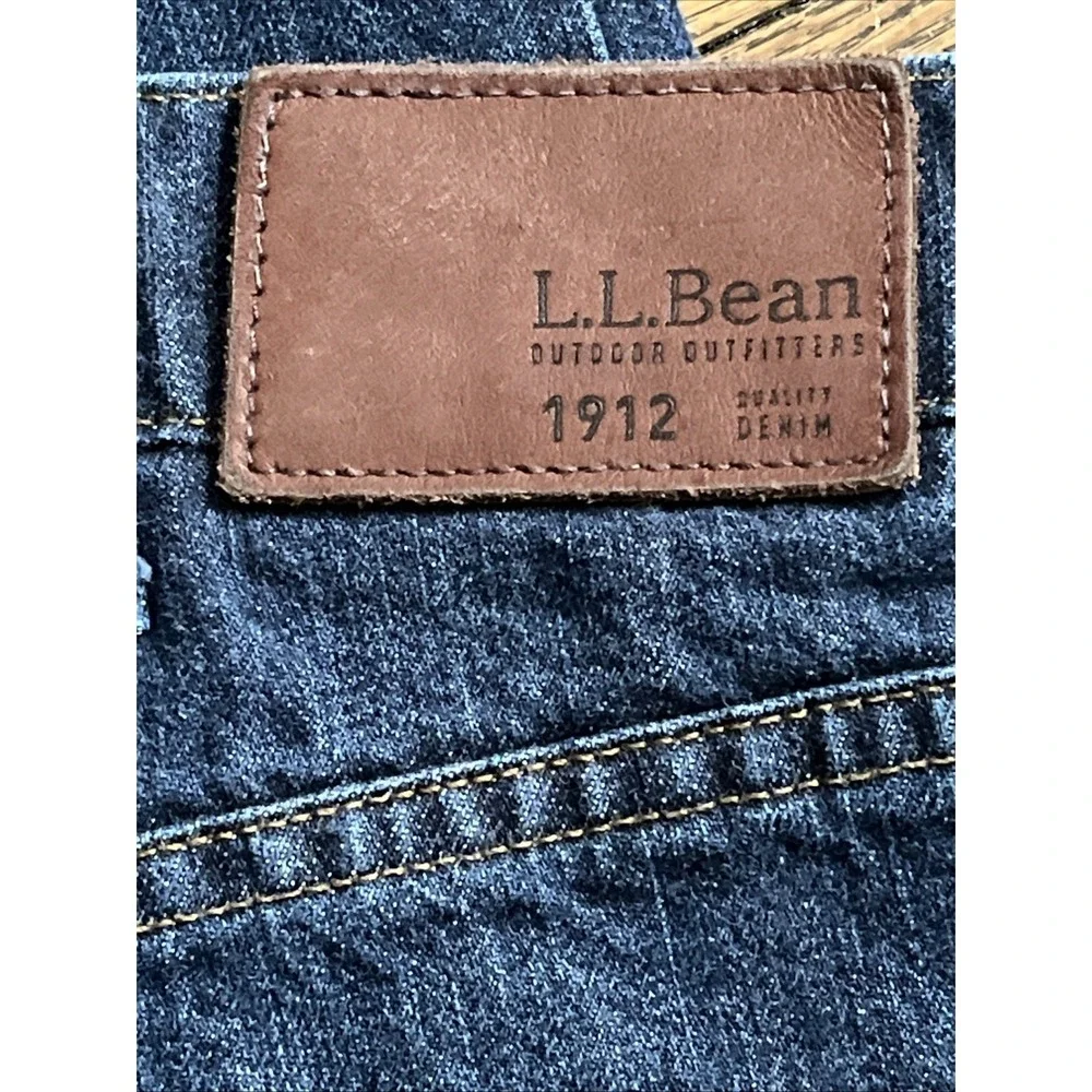 LL Bean Jeans Mens 36x30 (Fits 35x28) Blue Denim Pants Straight Boot Cut EUC